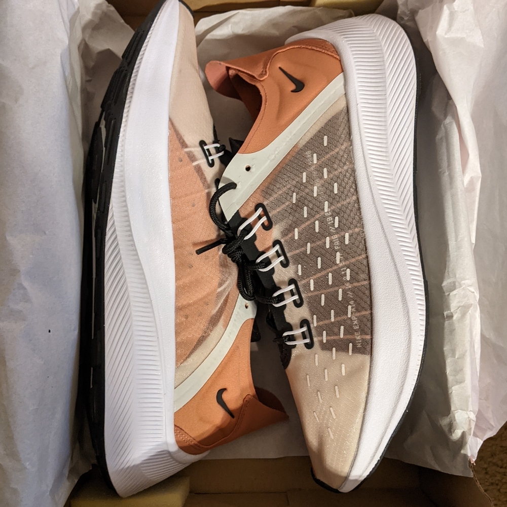 Nike EXP-X14 Women's 10.5